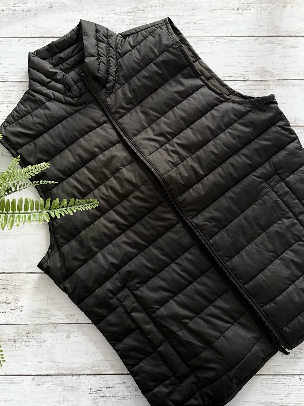 GAP ColdControl Black Lightweight Quilted Puffer Vest Water Resistant – Size S